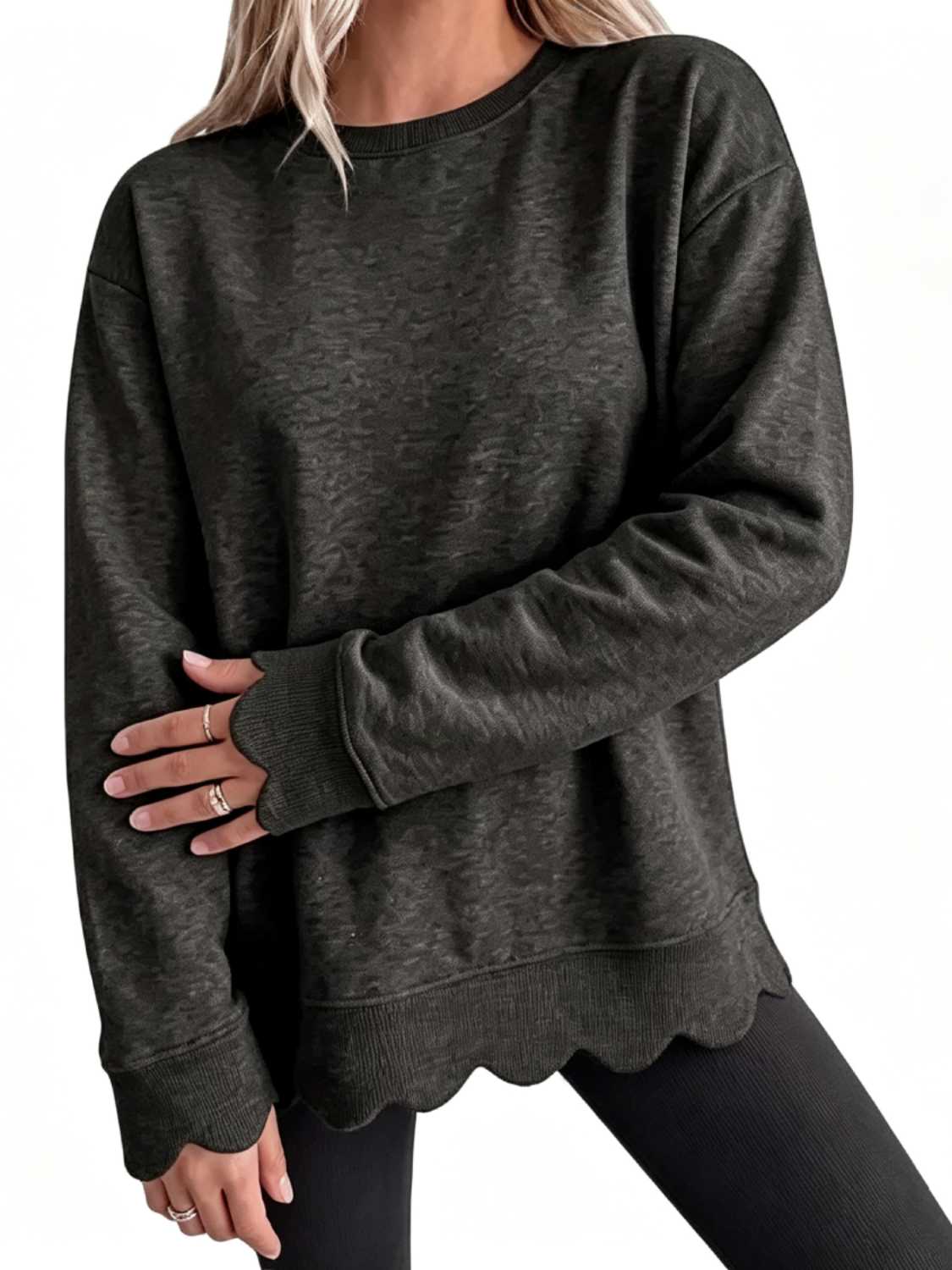 Women's Crew Neck Wavy Scallop Oversized Sweatshirt