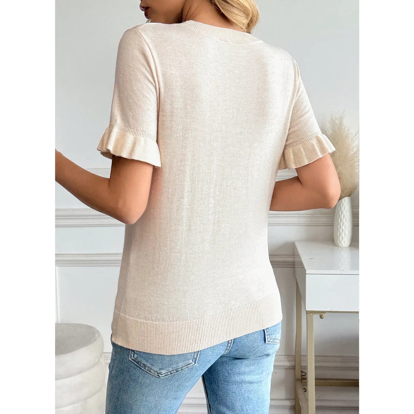 Women's Crew Neck Ruffle Short Sleeve Knit Top