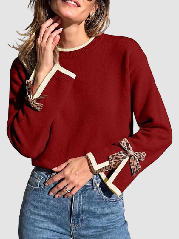 🎅Christmas Crewneck Sweater with Leopard Print Bow Cuffs