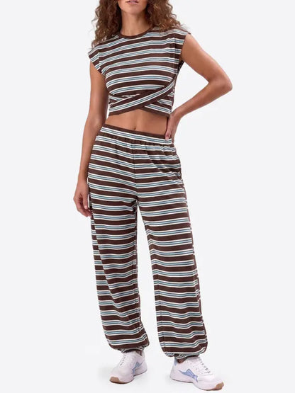 Women Twist Front Cap Sleeve Crop Top Jogger Set