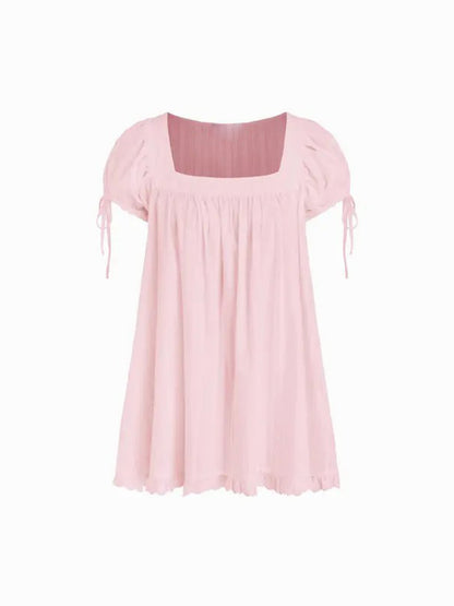 Sweet square neckline, ruffled chest, puff sleeves, adjustable silhouette, casual long shirt