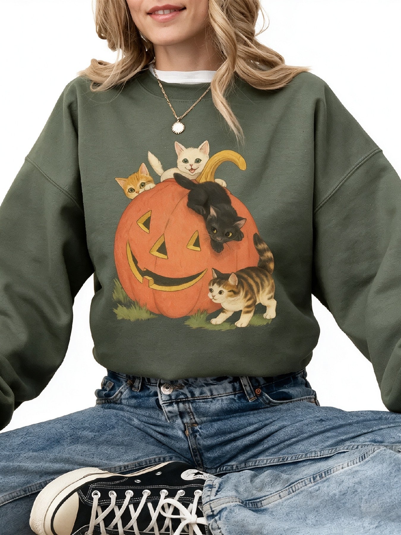 Women's Vintage 90s Halloween Cat Crewneck Sweatshirt