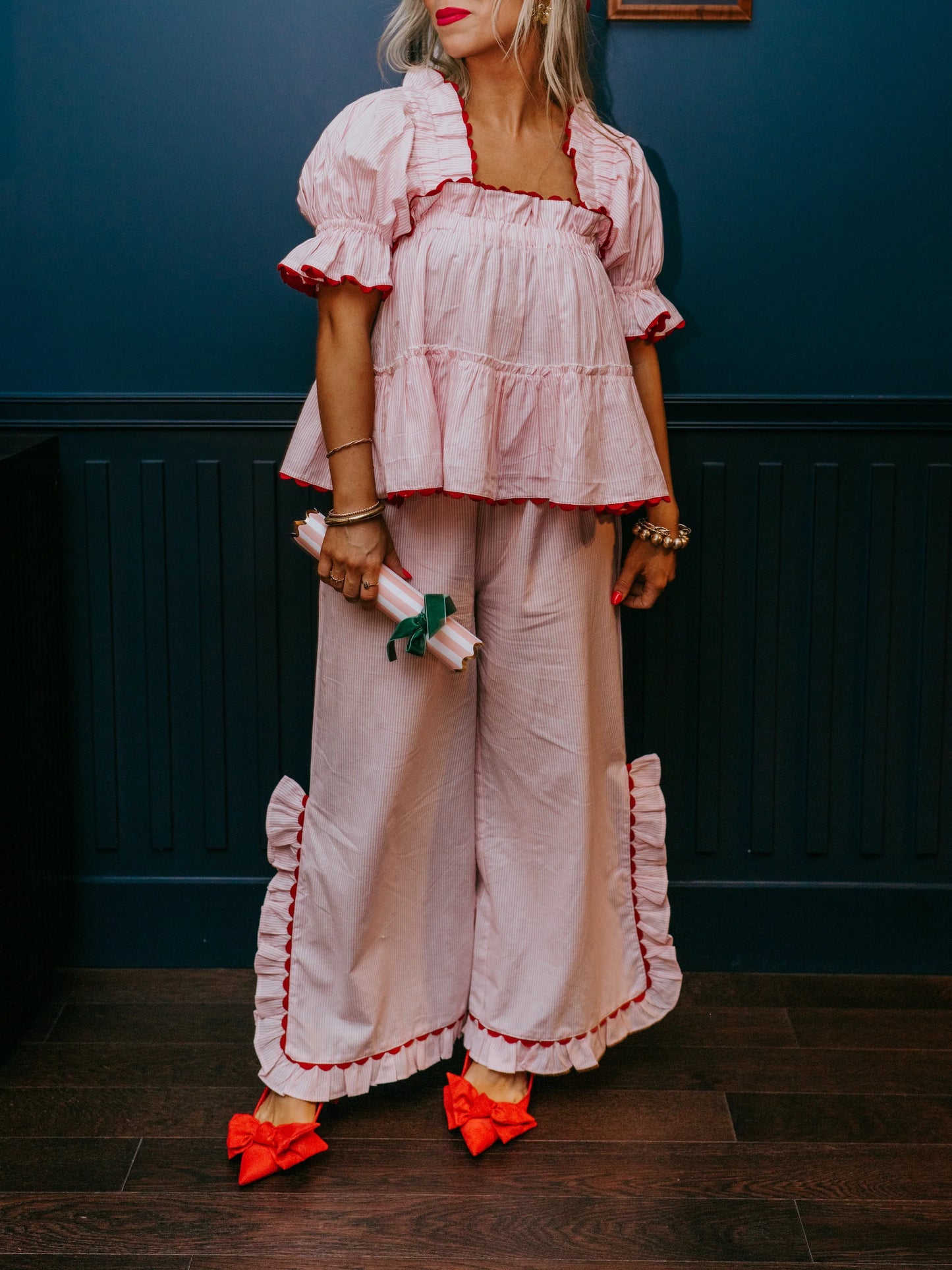 ✨Women's Christmas Plaid Ruffle Puff Sleeve Pajamas Set