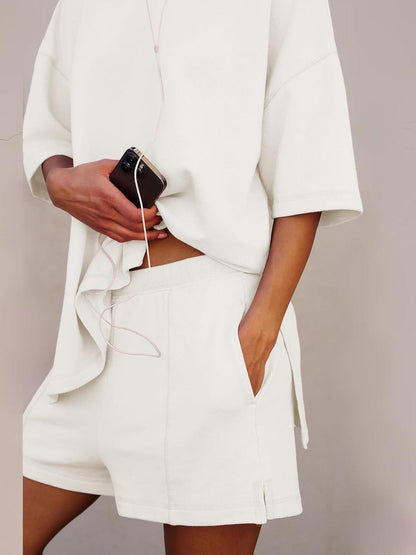 ✨2025 NEW Trendy Casual Solid Color Suit with Slit Top and Shorts