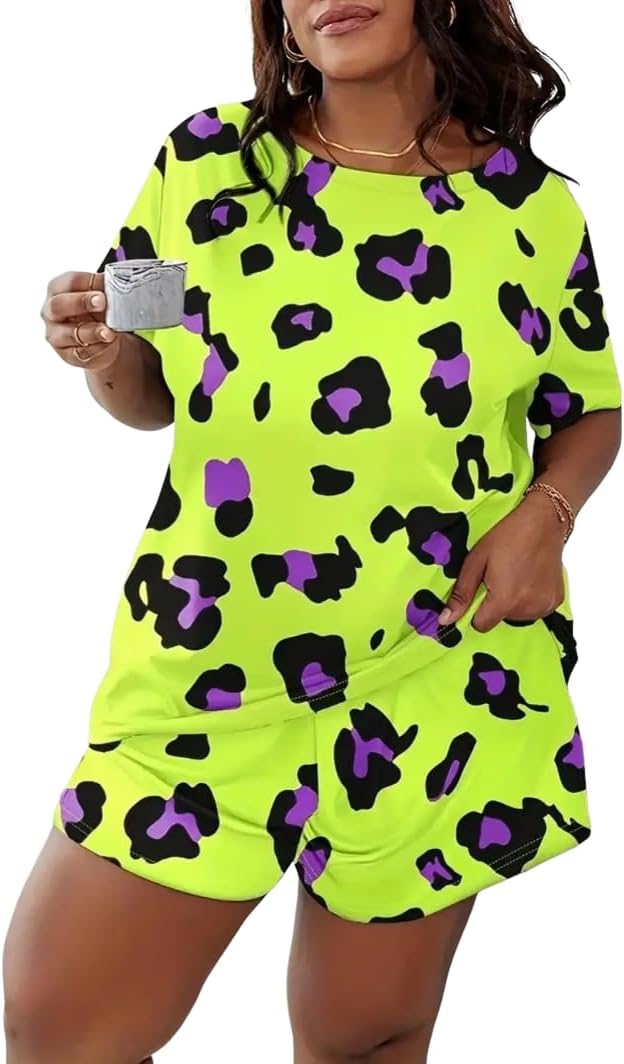 ✨Women's Summer Plus Size All Over Print Loose Pajama Set