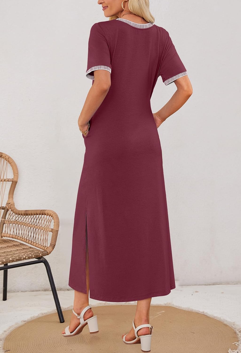 ✨Women's Summer Short-sleeved Round Neck Slit Casual Dress