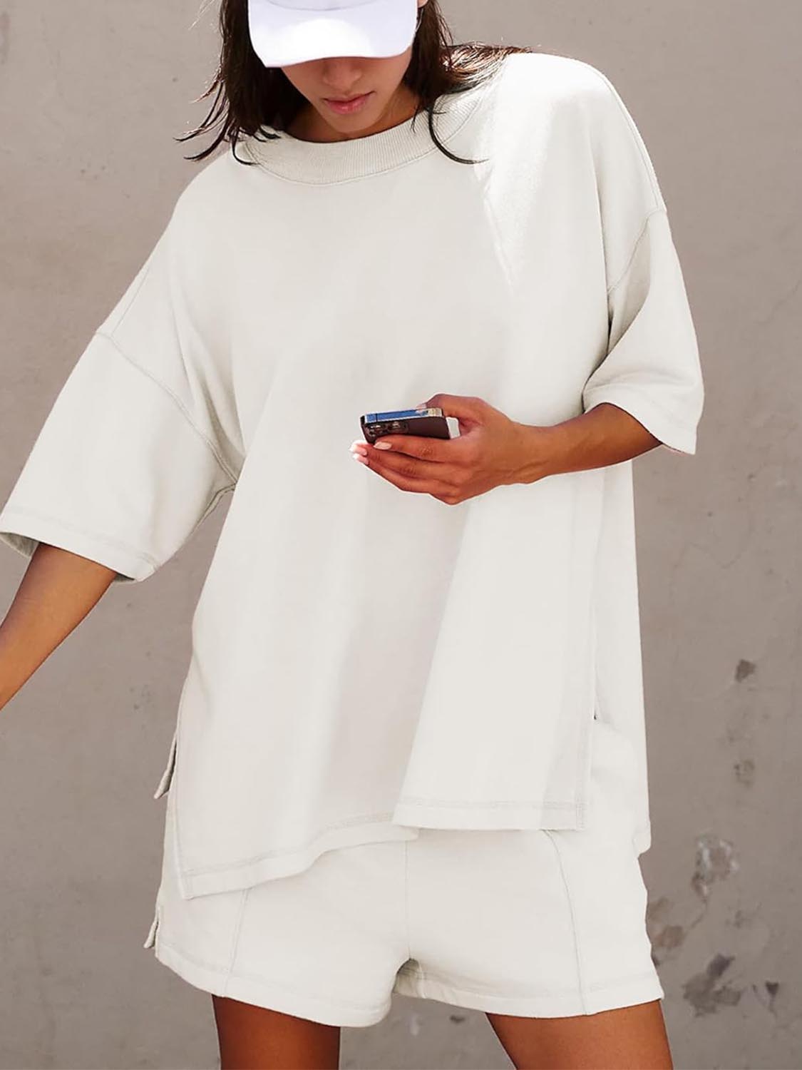 ✨2025 NEW Trendy Casual Solid Color Suit with Slit Top and Shorts