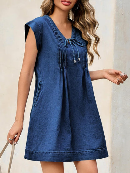 ✨Women's V-neck Pleated Denim Dress With Pockets