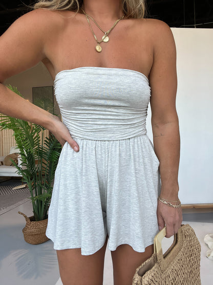Limited time sale🔥Womens Strapless Side Ruching Flowy Romper