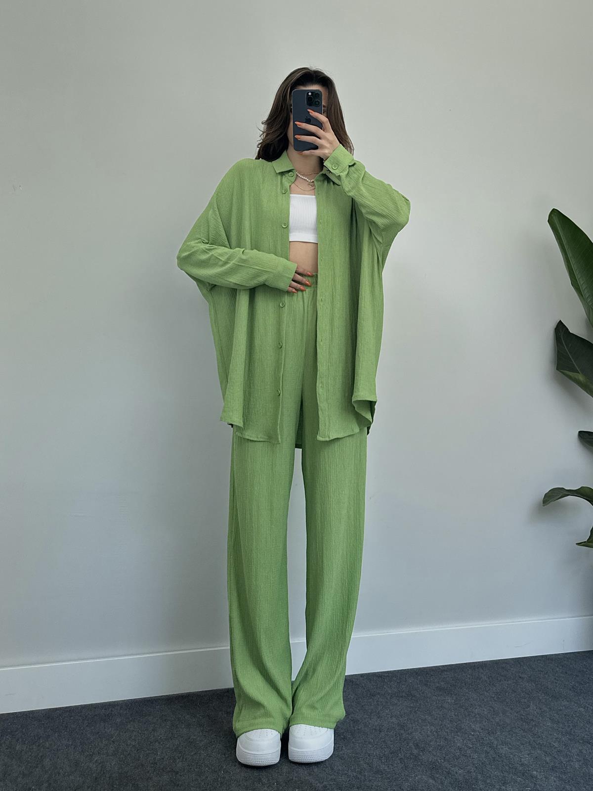 Casual  Available Shirt Set