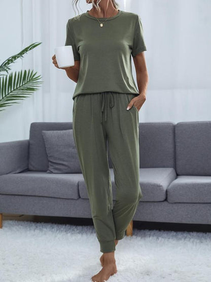 ✨Women's Casual Cozy 2 Piece Wear T-shirt&Cropped Pocket Drawstring Pants Set