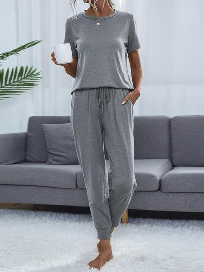 ✨Women's Casual Cozy 2 Piece Wear T-shirt&Cropped Pocket Drawstring Pants Set