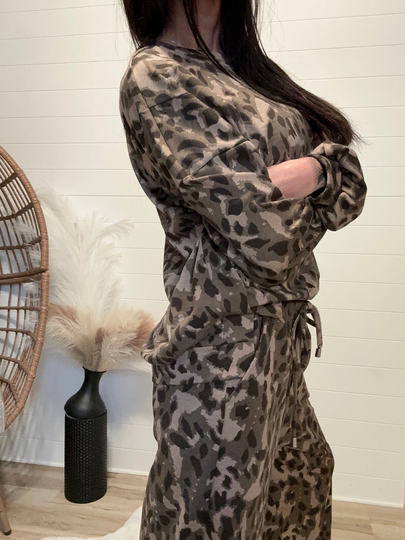 Limited time sale🔥Women's Cozy Leopard Print Two - Piece Set