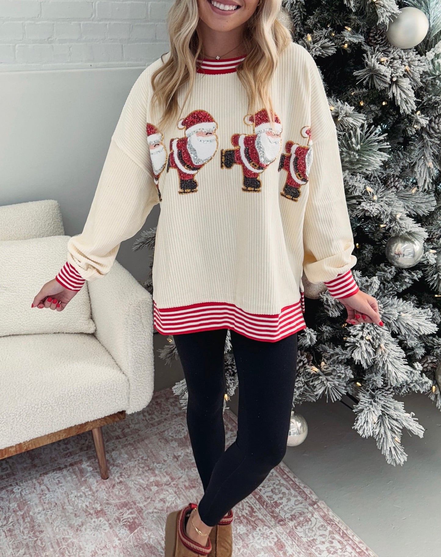 ✨WOMEN'S SKATING SANTA SEQUIN PULLOVER