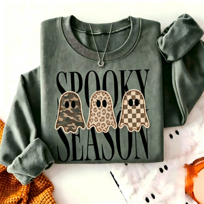 Cute Ghost Patch Letter Fleece Crew Neck Sweatshirt