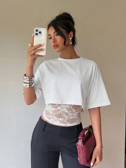 Women's Cropped Short T-shirt with Lace Splicing