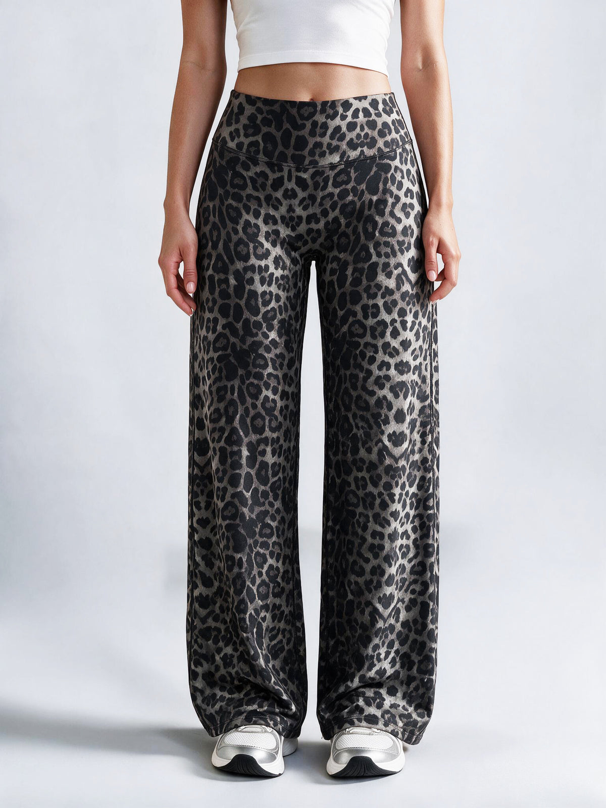 Women’s Light Simple Leopard-Print Wide-Leg Pants