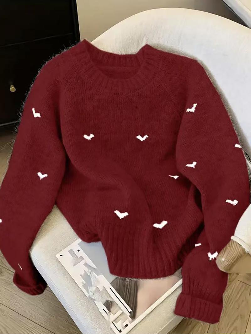 Women's heart-patterned crew neck knitted sweater
