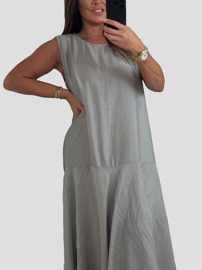 Sleeveless Round Neck Maxi Dress