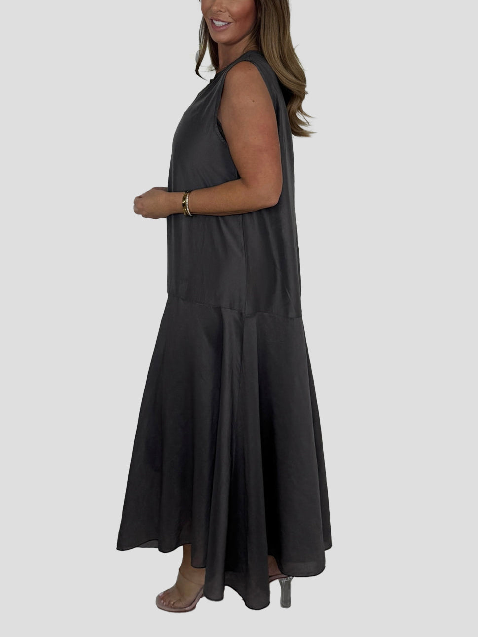 Sleeveless Round Neck Maxi Dress