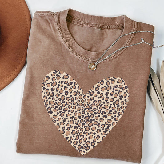 Leopard Heart Graphic T-Shirt