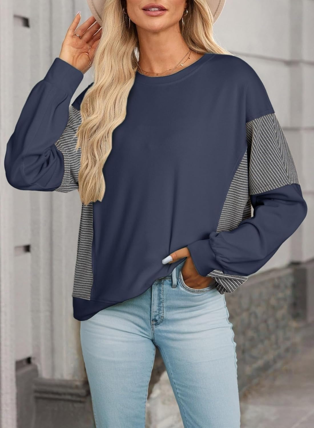 ✨Women's Crewneck Patchwork Stripe Long Sleeve Pullover Sweatshirts