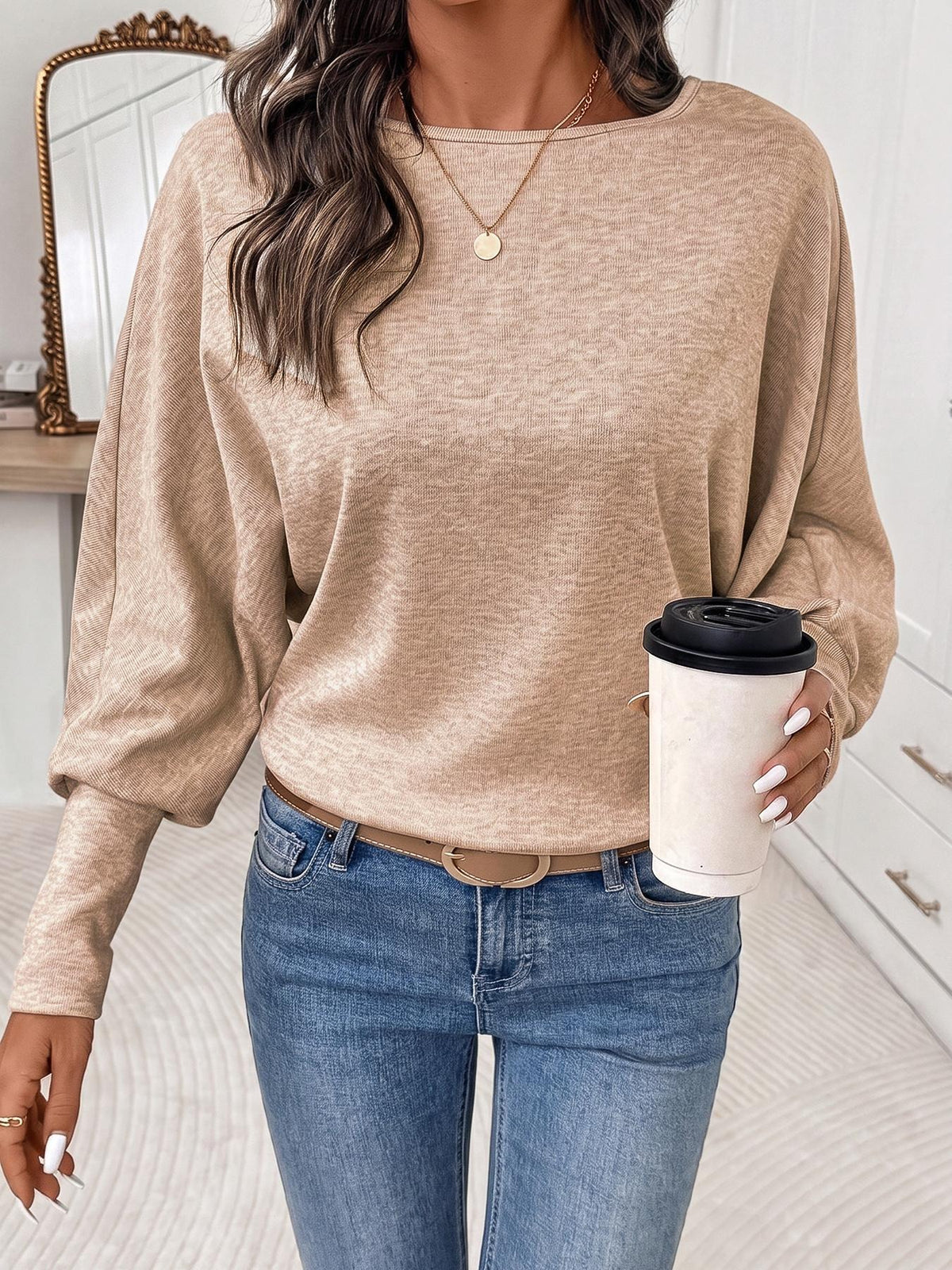 Women's Casual Loose Round Neck Soft Batwing Sleeve Long Sleeve Top
