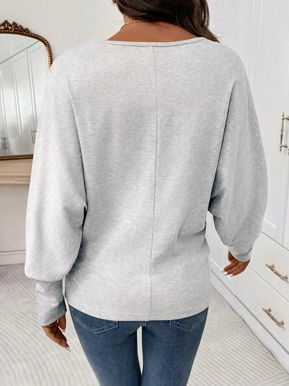 Women's Casual Loose Round Neck Soft Batwing Sleeve Long Sleeve Top